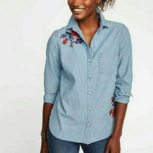 Old Navy classic denim blouse floral embroidery